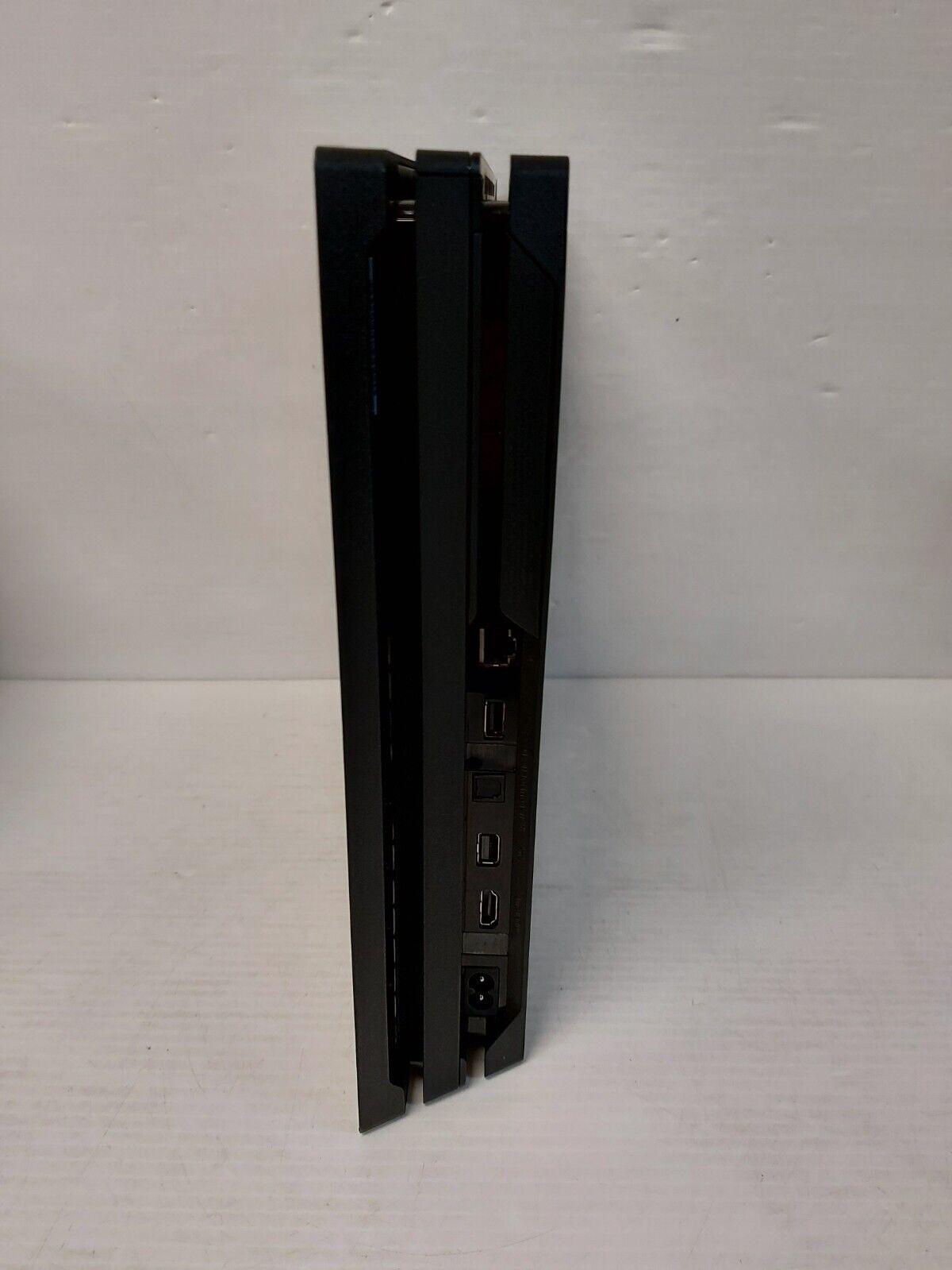 (N76152-1) Sony CUH-7215B PlayStation 4 Pro 1TB