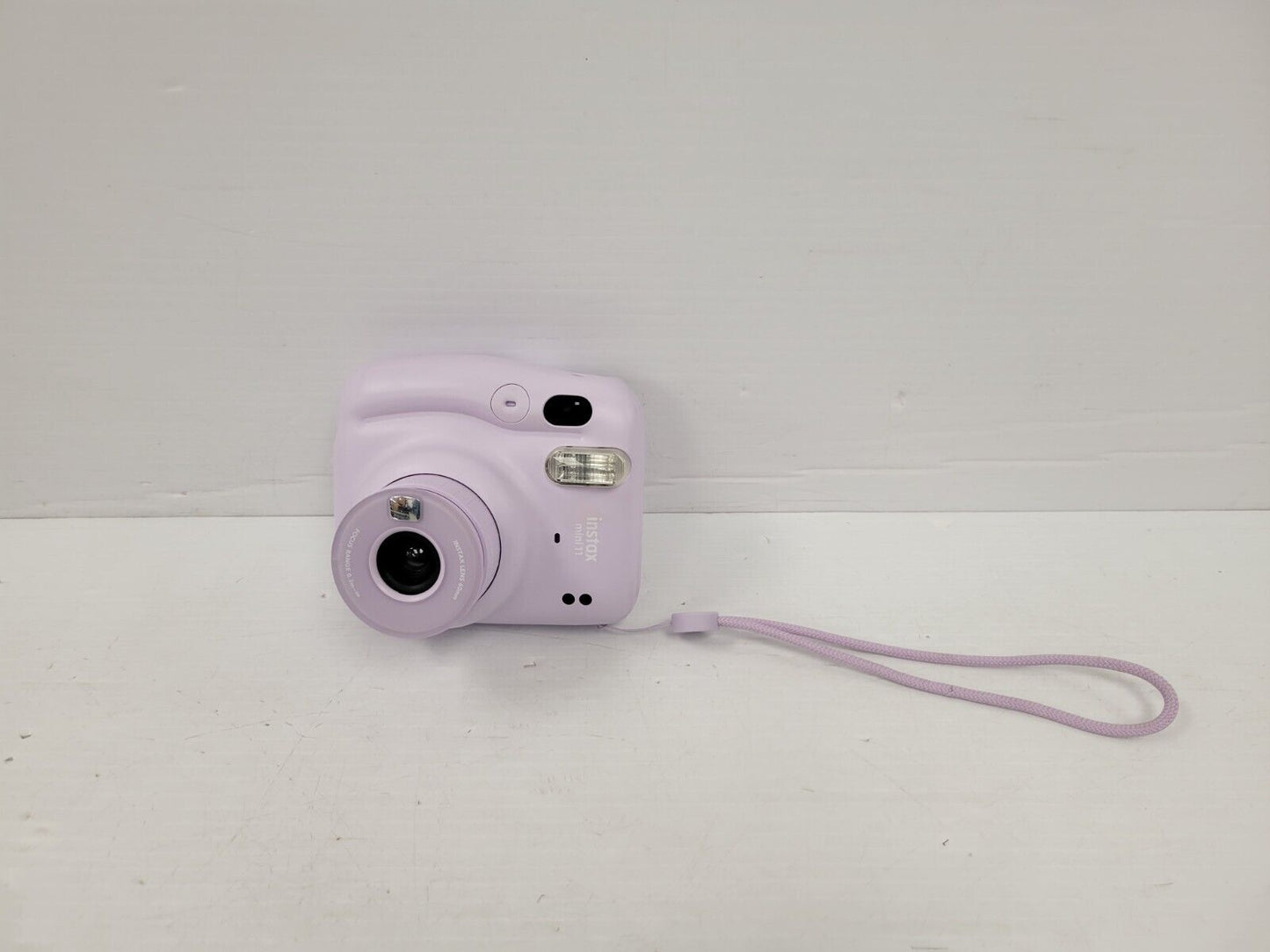 (57391-2) Instax Mini 11 Instant Cam