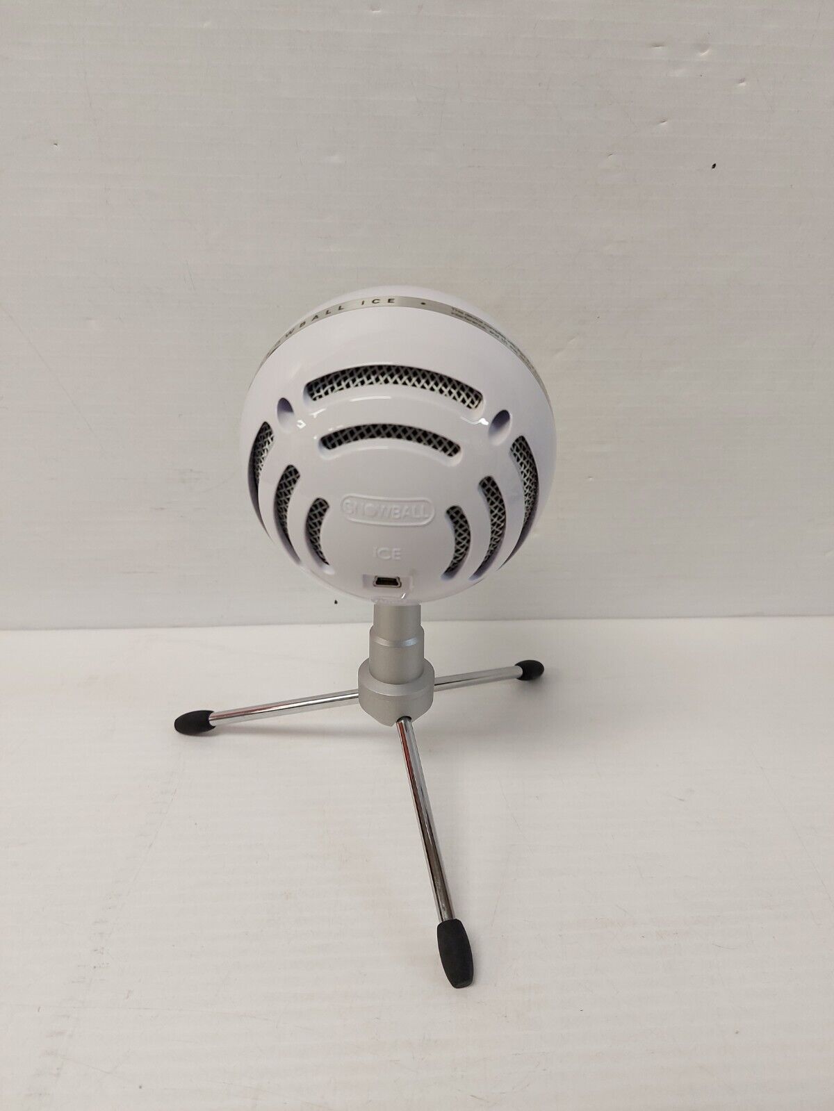 (N81525-7) Blue A00122 Snowball Microphone w/ USB and Tripod