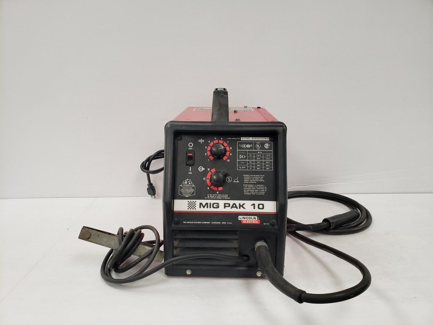 (51953-1) Lincoln Electric M17751 Welder