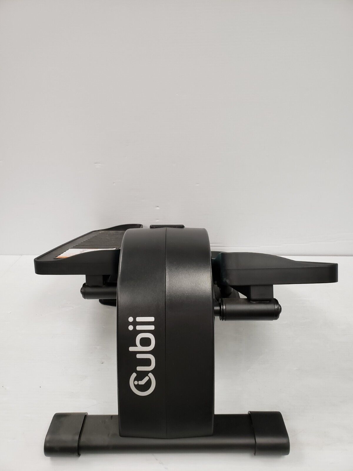 (27059-1) Cubii F3A2 Seated Elliptical Trainer