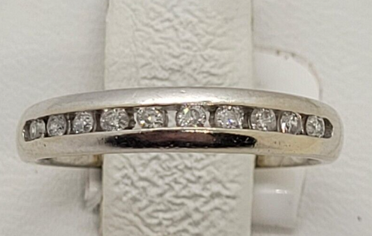 (NI-2107) Ladies 14K White Gold Ring