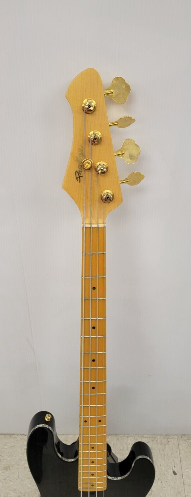 (50563-1) Guitare basse Prestige