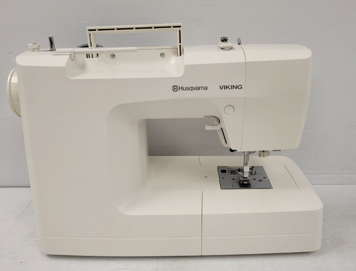 (I-34397) Husqvarna Viking VSMAB Emerald 118 Sewing Machine